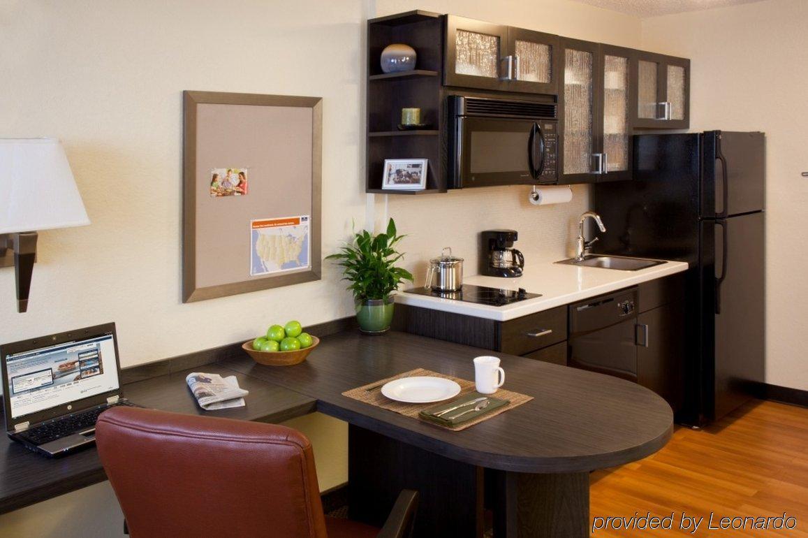 Sonesta Simply Suites Phoenix Glendale Zimmer foto